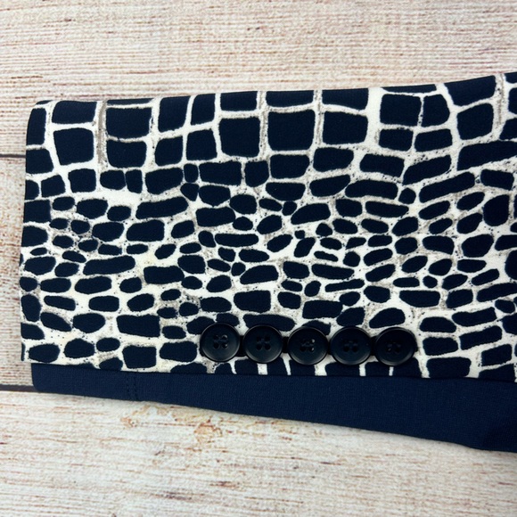 BCBGMAXAZRIA Leeam Blazer in White Combo - Size Small - Picture 15 of 15